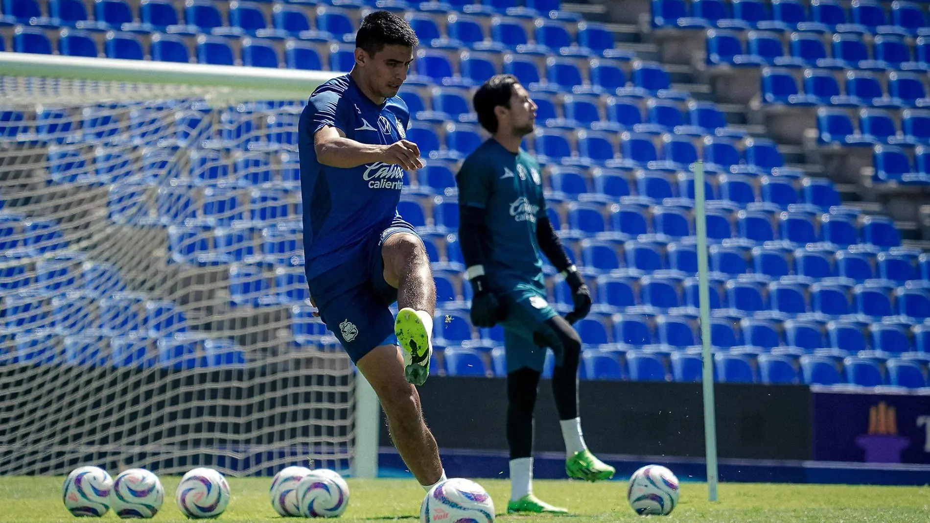 El equipo femenil y varonil del Club Puebla tendrán una primera semana llena de acción en la cancha